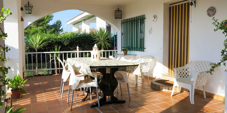 Charming villa for sale Monserrat, on the bus route into Valencia – 021936SOLD