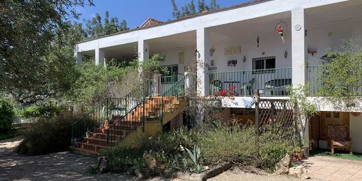 Country villa for sale in the heart of La Garrofera, Valencia – 022965SOLD
