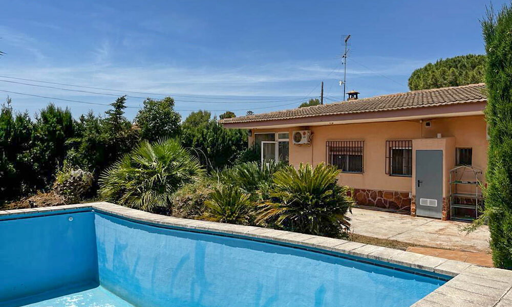Villa with a lot of potential near Lliria, Valencia – NC02201