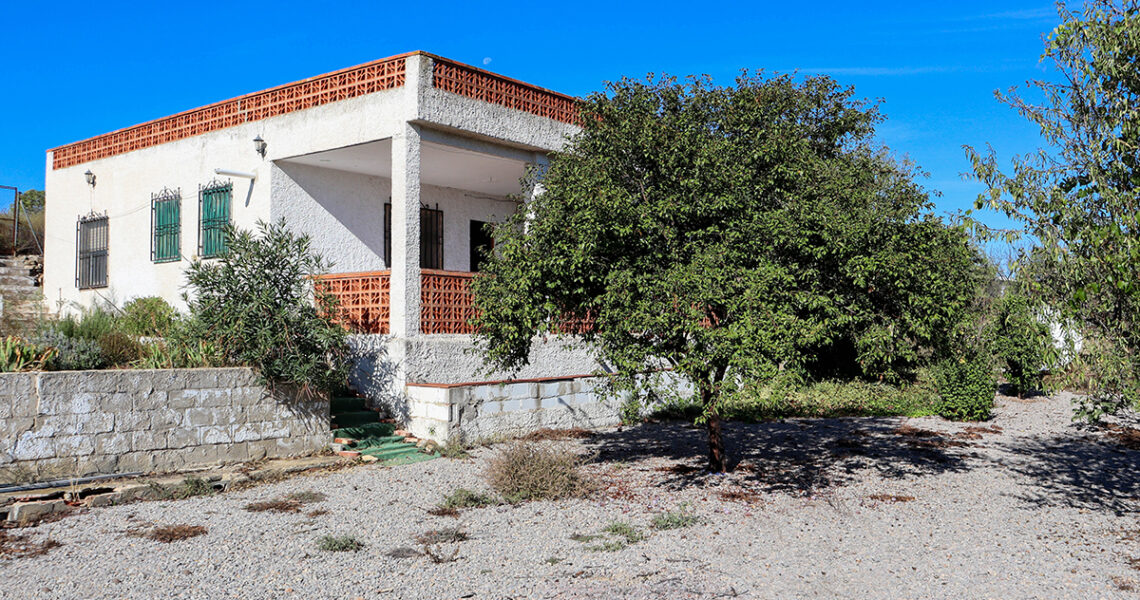 Opportunity to buy a villa for sale in Villar del Arzopisbo, Valencia – 022989SOLD