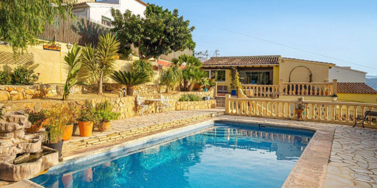 Meditteranean-style villa for sale near Javea town center, Alicante – S102203