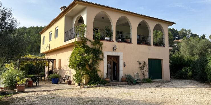 Impressive villa with great views for sale in Pla de Corrals – 0230115