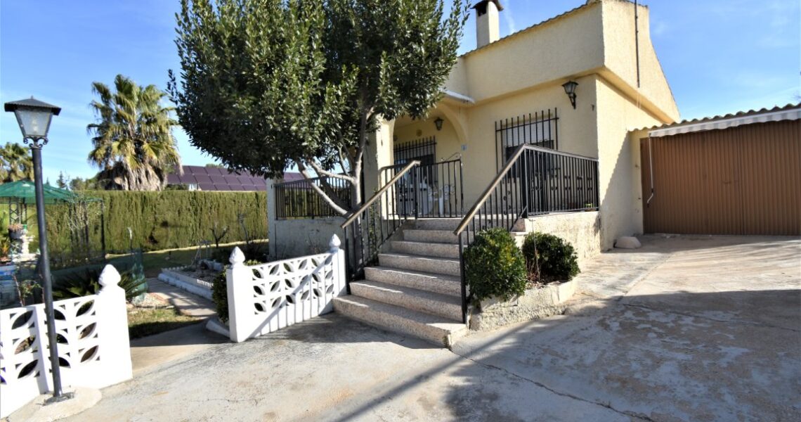 Villa for sale in Real, Valencia just 2km outside of the town center – 0230142