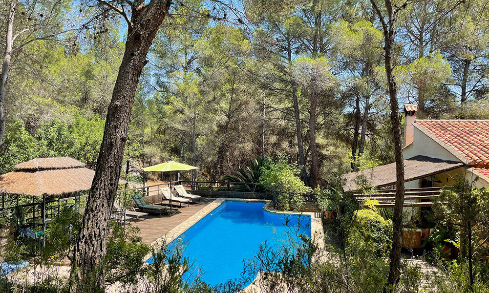 Fantastic villa surrounded by nature for sale in Chulilla, Valencia – 0230111Hot Property