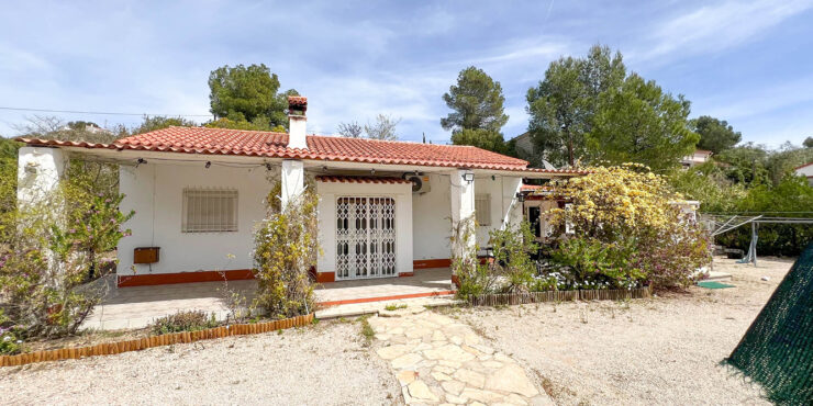 Charming country property for sale in Macastre, Valencia – 0240235