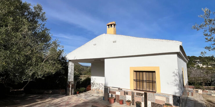 Villa for sale in Monserrat, Valencia with potential – 0240237Hot Property