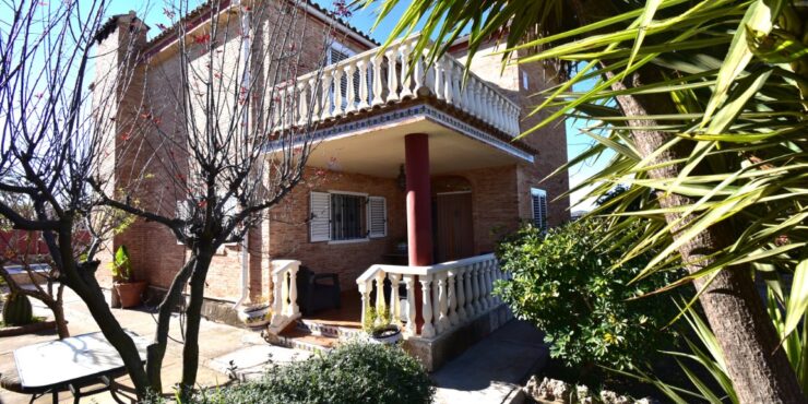 Well presented villa for sale in Monserrat, Valencia – 0250241