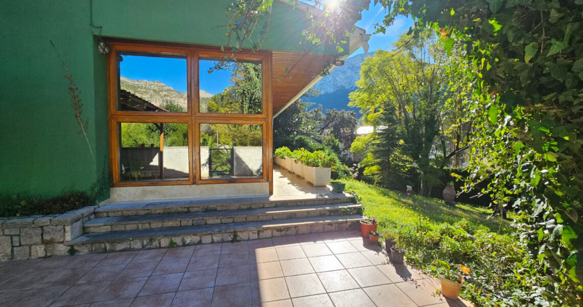 Impressive villa for sale in Barx, Gandia – 0250250