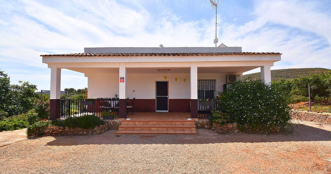 Well-presented villa with modern finishes for sale in Real, Valencia – 0250275SOLD Well-presented villa with modern finishes for sale in Real, Valencia – 0250275SOLD