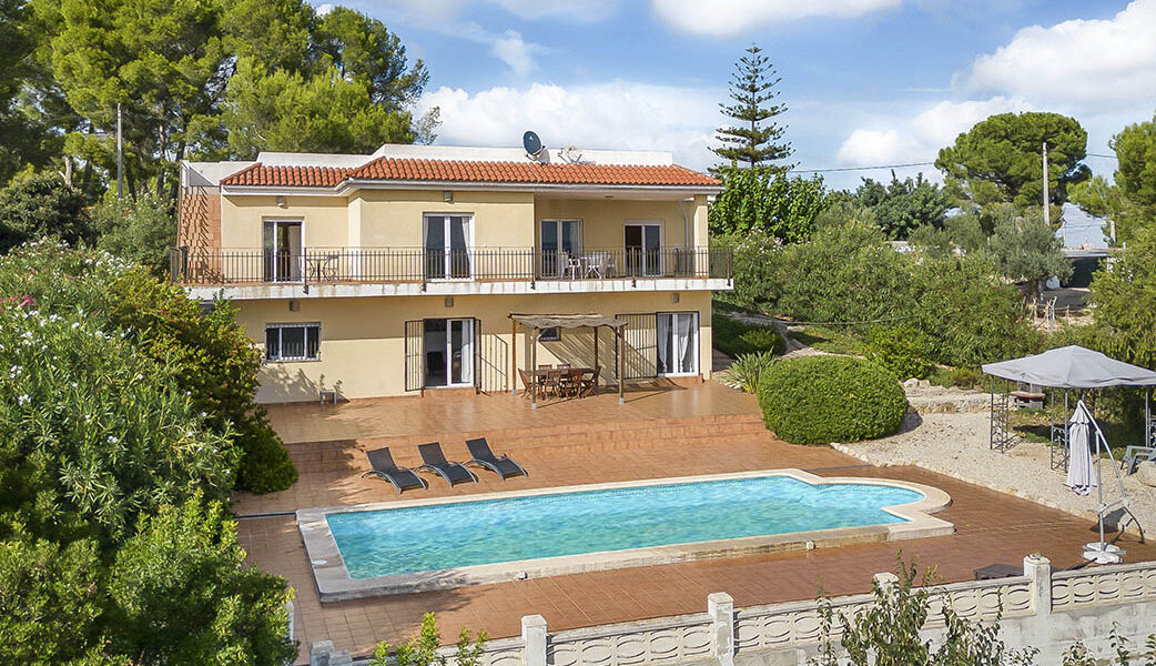 Large, modern villa for sale in Alberic, Valencia – 0250281Reserved Large, modern villa for sale in Alberic, Valencia – 0250281Reserved