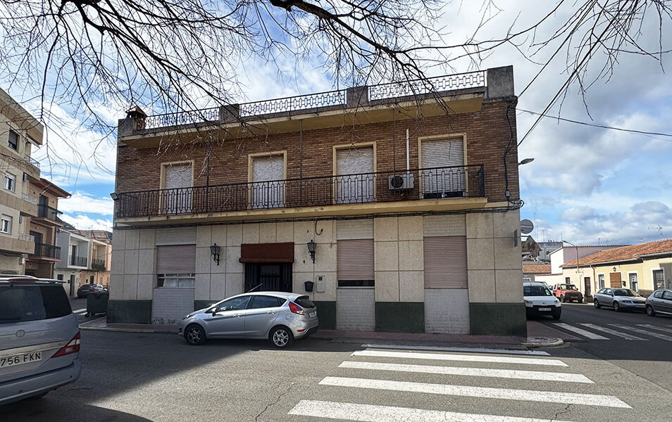 Large townhouse for sale in El Genovés near Xàtiva – 0260293