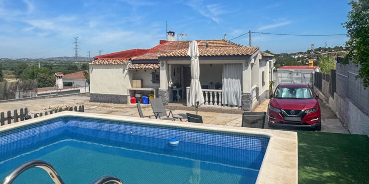 Villa for sale in Turis situated on the Urbanisation Cañapar – 0260308