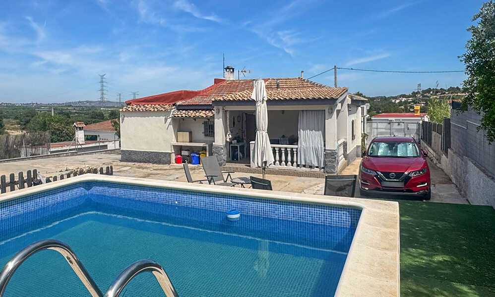 Villa for sale in Turis situated on the Urbanisation Cañapar – 0260308